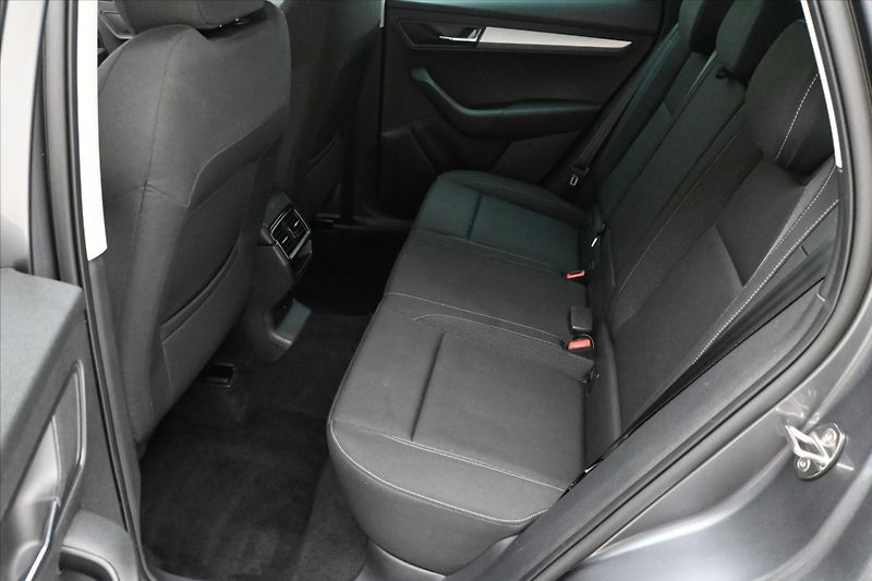 Škoda Karoq 2,0 TDI 85kW DSG EL.KUFR NAVI - fotka 14 z 31