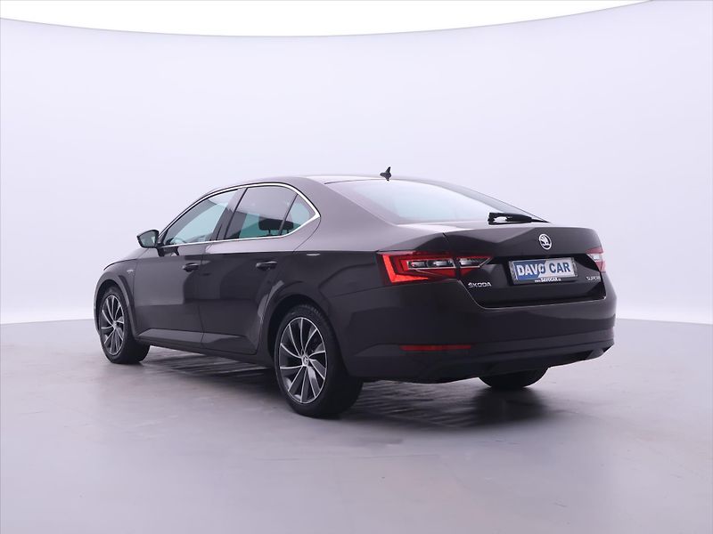 Škoda Superb 2,0 TDI 110kW L&K CZ Xenon - fotka 5 z 33