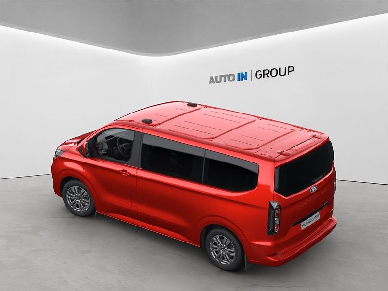 Ford Tourneo Custom (2026) 2,0 EcoBlue L2 TITANIUM - fotka 4 z 7