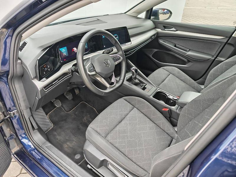 Volkswagen Golf Life 1,0TSi - fotka 5 z 21