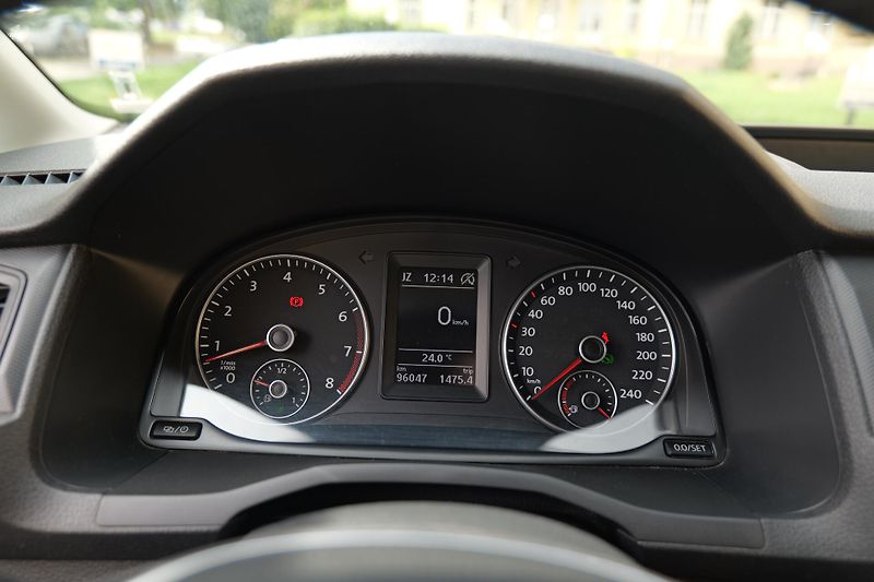 Volkswagen Caddy 1.4 TSi DSG Kam CarPlay Tažné - fotka 25 z 33
