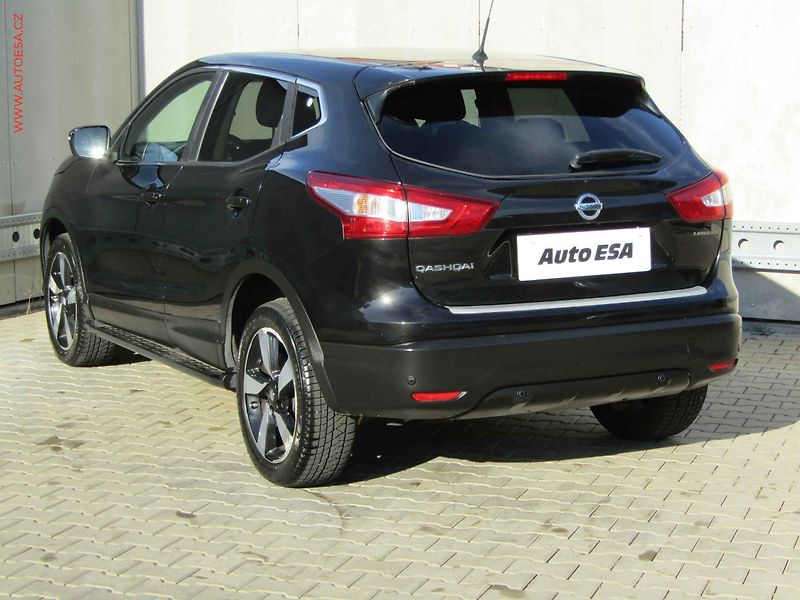 Nissan Qashqai (2016) 1.6DIG-T, ČR, AC, kamera - fotka 6 z 18