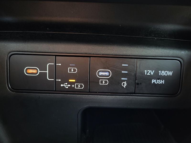 Hyundai Tucson 1.6 T-GDI mHEV 118kW 4x4 SMART - fotka 17 z 41