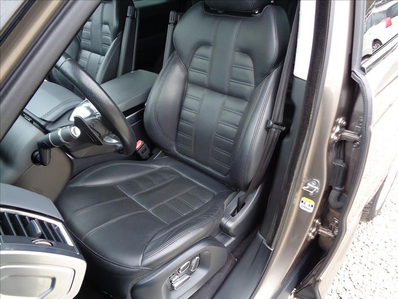 Land Rover Range Rover Sport 4,4 SDV8 Autobiography - fotka 18 z 59