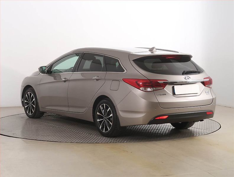 Hyundai i40 (2017) 1.7 CRDi, Serv.kniha, Navi - fotka 4 z 20