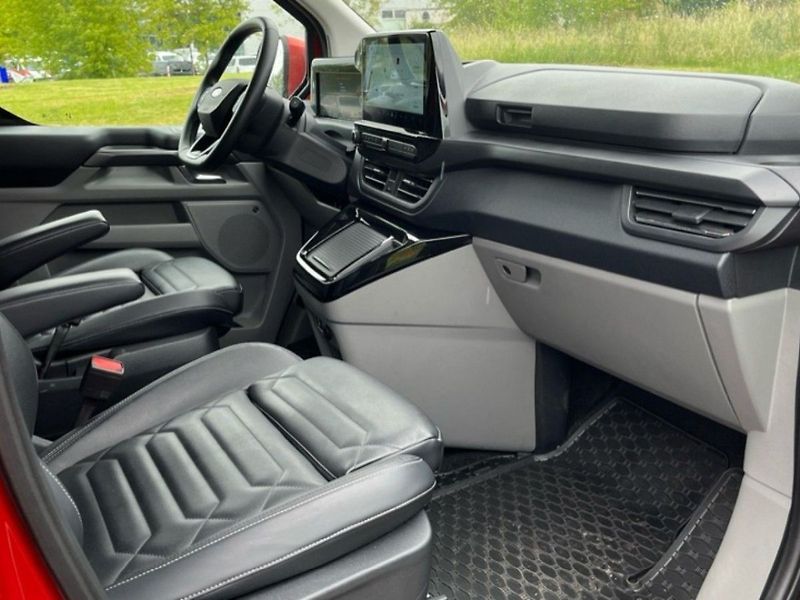 Ford Tourneo Custom 2.5PHEV,171kW,1.MAJ,CZ,DPH,SER - fotka 13 z 14