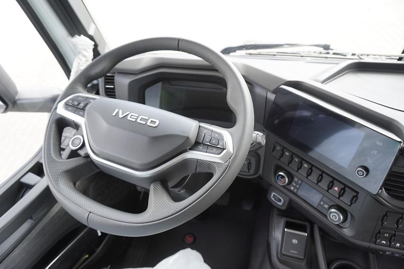 Iveco X-WAY (2026) AT280X46Y/PS / 2026 / 0 km - fotka 19 z 24