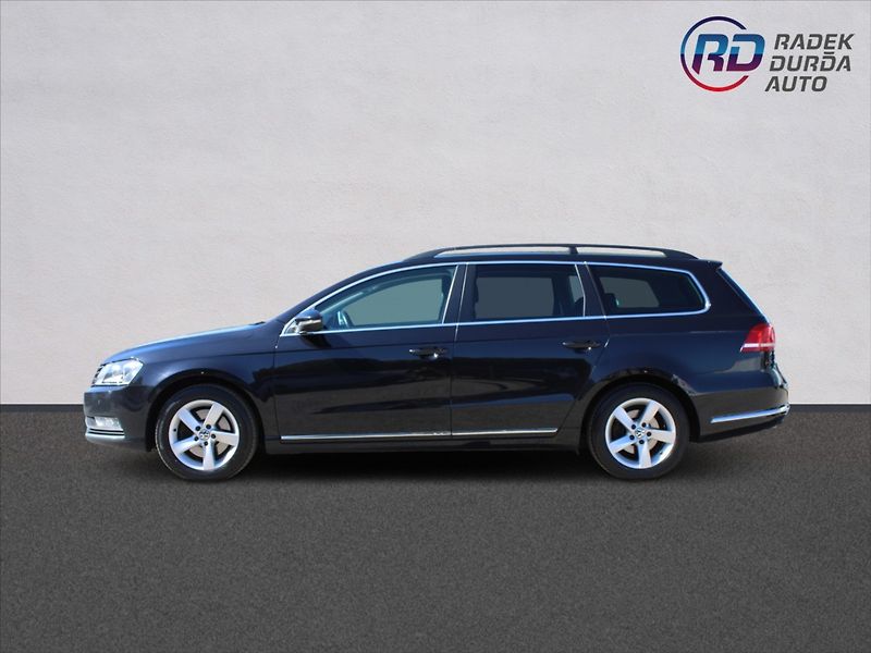 Volkswagen Passat 2,0 TDI  4x4,TAŽNÉ,NAVIGACE - fotka 8 z 29