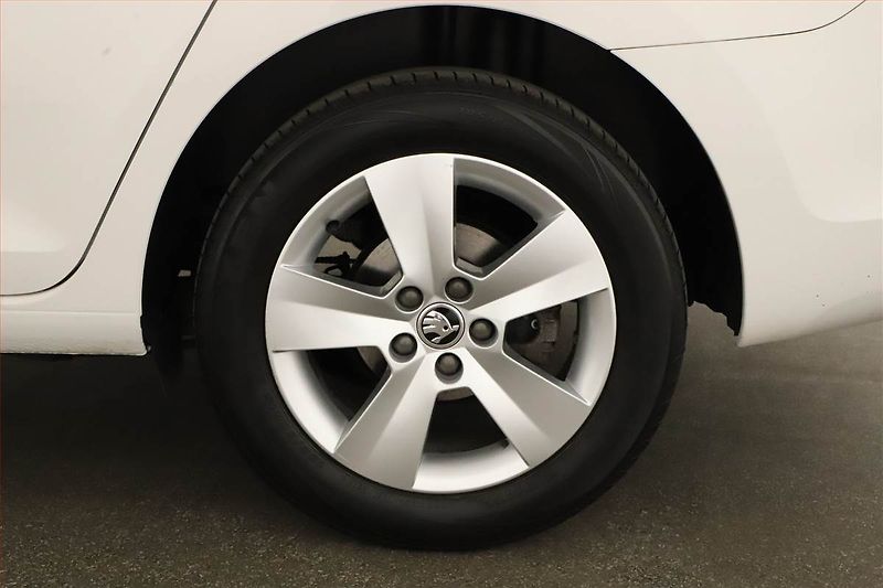 Škoda Rapid (2019) Ambition 1.0 TSI - fotka 11 z 16