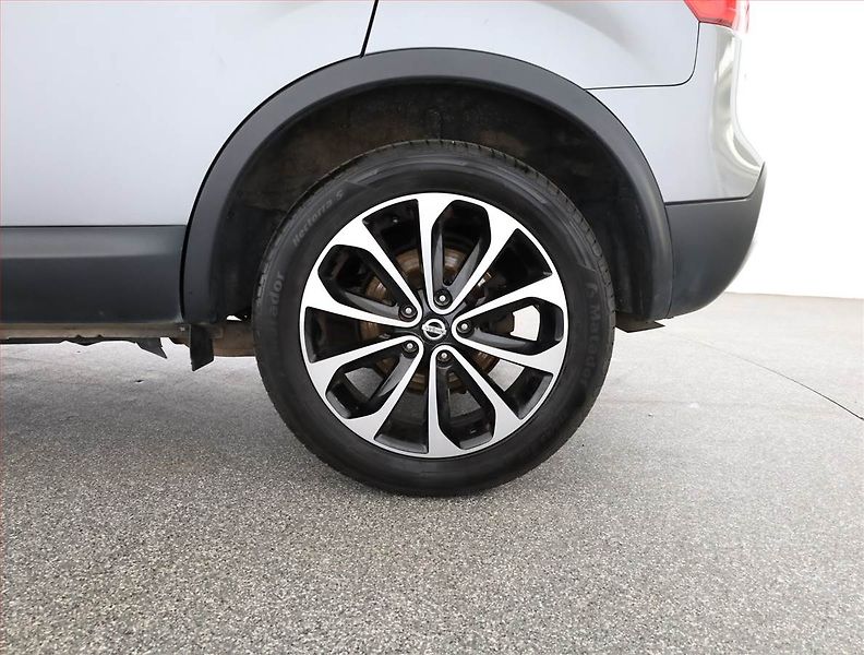 Nissan Qashqai (2013) 1.6, ČR,1.maj, Serv.kniha - fotka 15 z 15