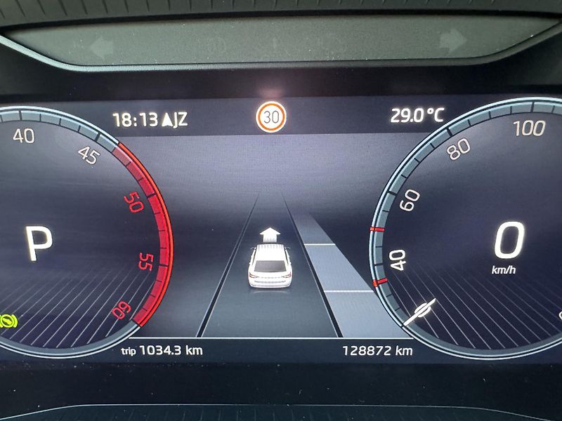 Škoda Superb (2022) 2.0TDI DSG STYLE EXTRA ČR - fotka 14 z 28
