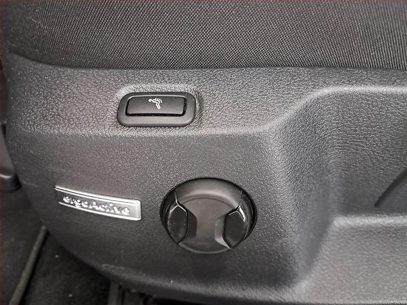 Volkswagen Golf (2017) Comfortline 1.6 TDI, Automat - fotka 24 z 28