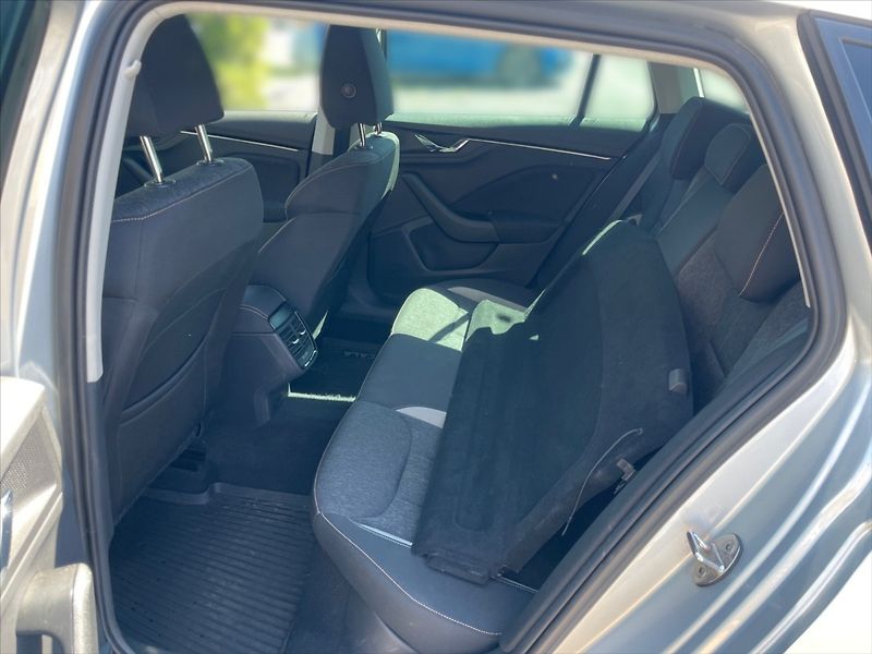 Škoda Scala 1,5 TSI Style - fotka 8 z 11