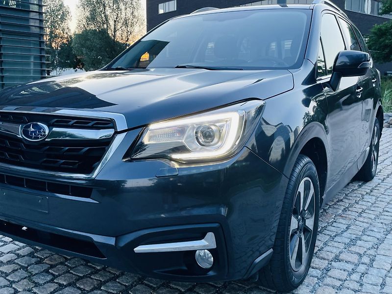 Subaru Forester 2.0i 4x4 AUT KAMERA VÝHŘEV LED - fotka 41 z 42