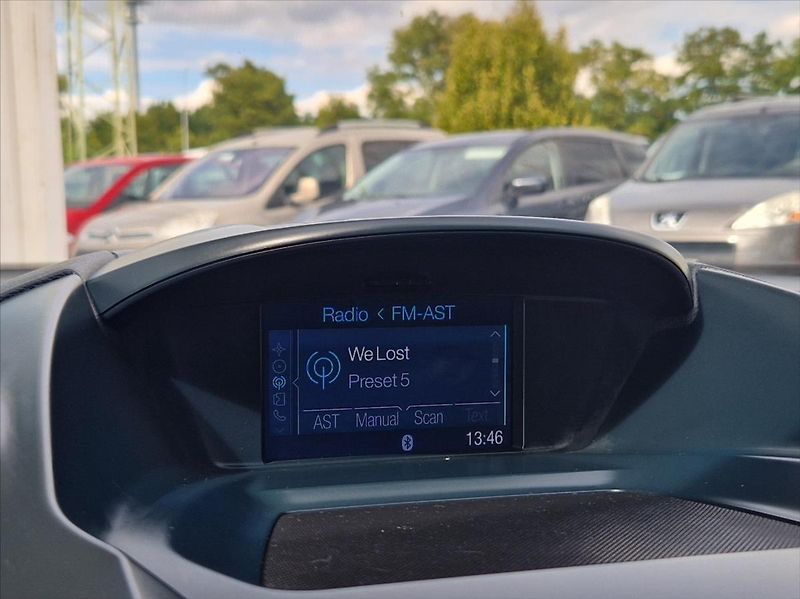 Ford Grand C-MAX 1,6 TDCi 7MÍST AUTOAC SENZORY - fotka 37 z 41