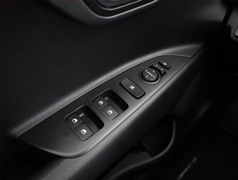 Kia Stonic (2023) Exclusive 1.0 T-GDI, EXCLUSIVE - fotka 16 z 19