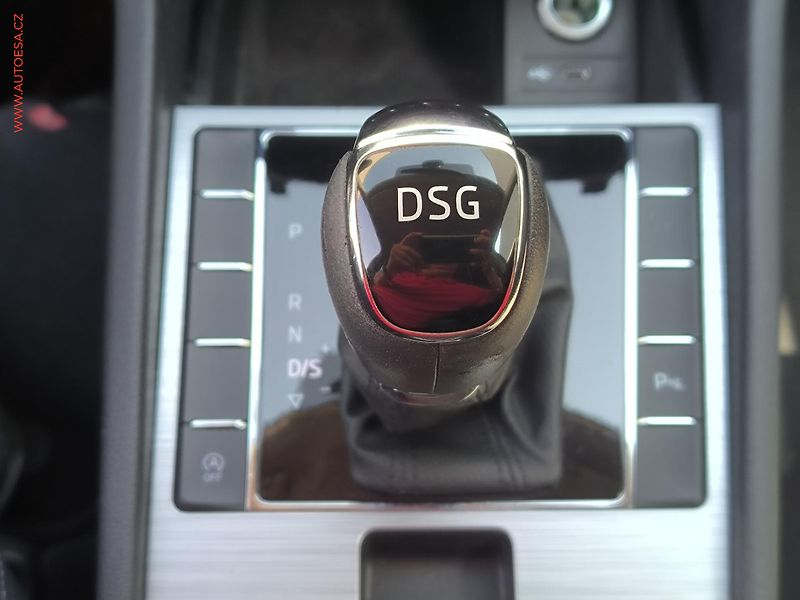 Škoda Superb (2022) 2.0TDi, ČR, Ambition, DSG - fotka 18 z 23