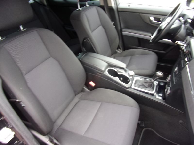 Mercedes-Benz GLK (2009) 350 CDI V6 4MATIC TEMP AC - fotka 35 z 36