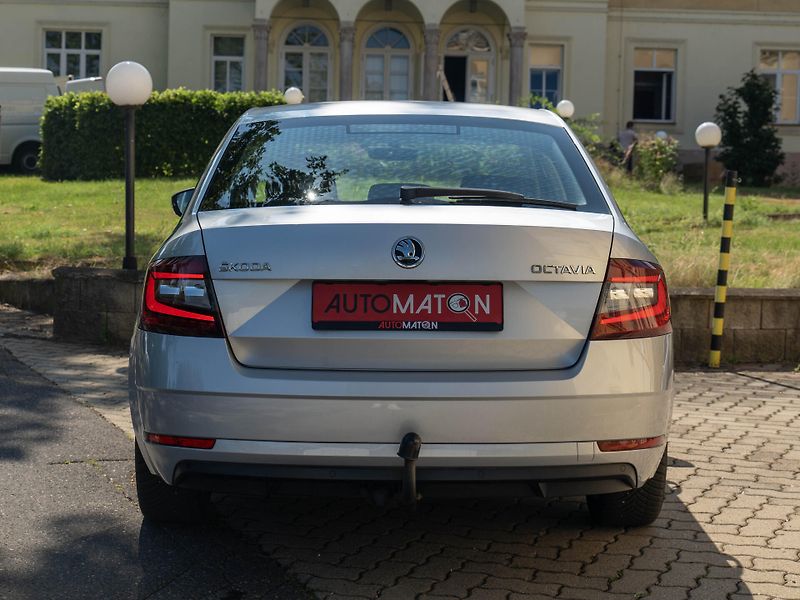 Škoda Octavia 1.0 TSI DSG CarPlay Tažné Senz - fotka 7 z 30