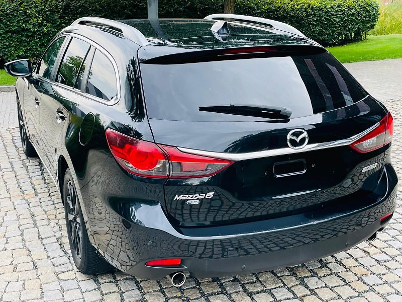 Mazda 6 2.0i MANUÁL SENZORY SERVISKA - fotka 17 z 45