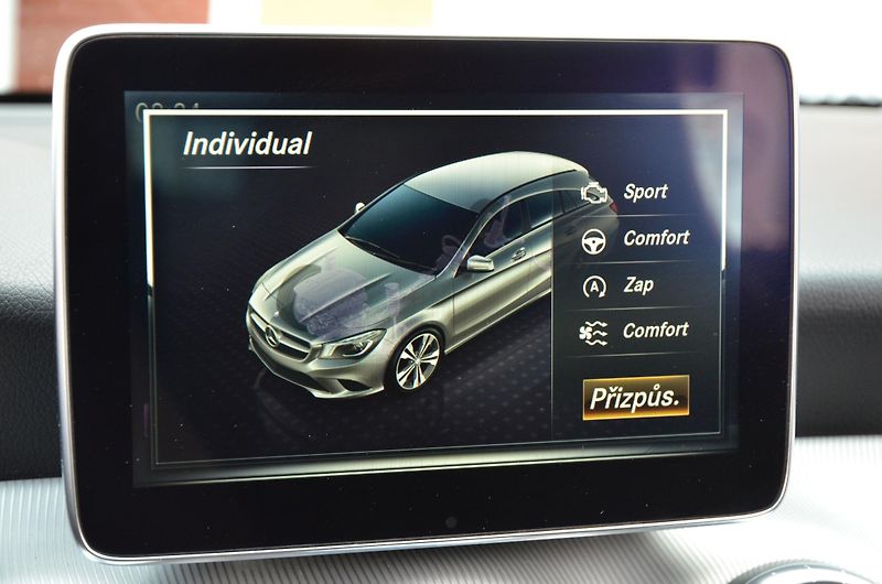 Mercedes-Benz CLA (2017) 220d 130kW AT / Bi-XENON - fotka 38 z 39