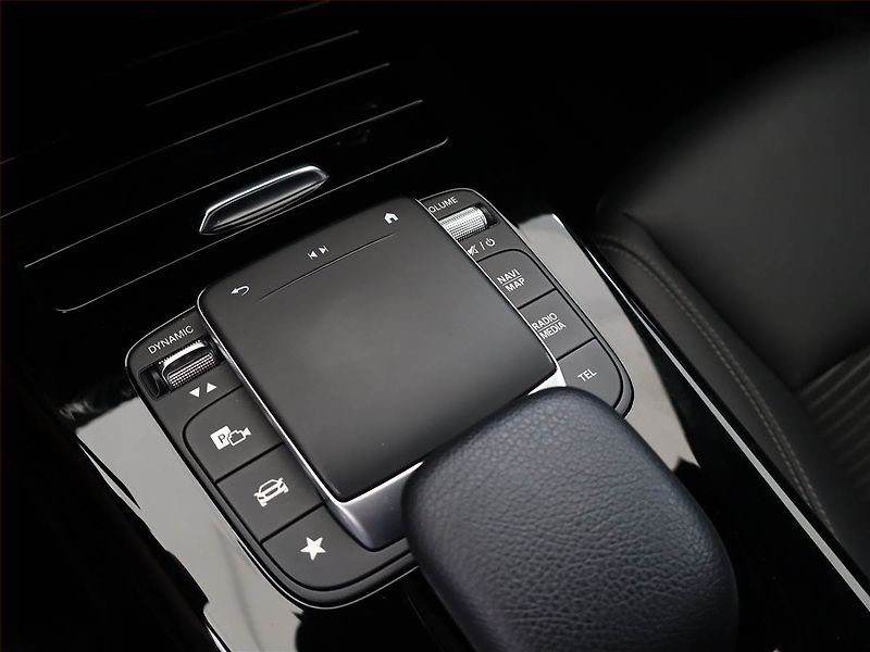 Mercedes-Benz CLA (2022) 200 d - fotka 18 z 20
