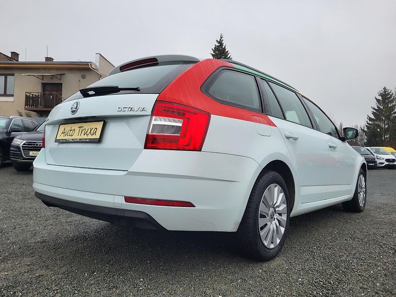 Škoda Octavia III FL combi 1.0 TSI 85kW - fotka 34 z 43