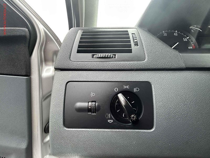 Škoda Fabia (2003) 1.4 MPi, ČR, STK6/28 - fotka 12 z 14