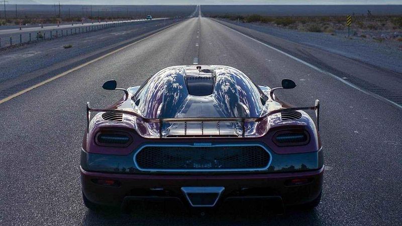 Rekordních 457,5 km/h.