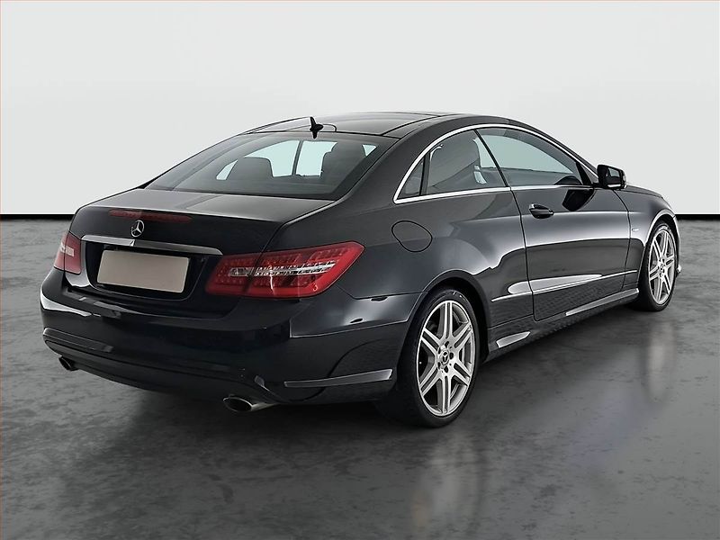 Mercedes-Benz Třídy E (2012) E 300 CDI, Automat, Kůže - fotka 5 z 17