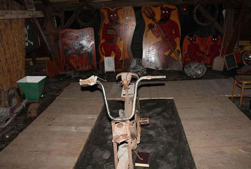 Kouzelný mlýn v Hradčanech otevírá muzejní expozici zapomenutých a ztracených motocyklů a strojů.