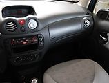 Citroën C3 (2004) 1.1 i, po STK, v dobrém stavu - náhled 8