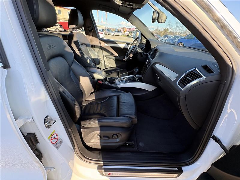 Audi Q5 3,0 TDi176kW 3x S-line,Max výb - fotka 36 z 50
