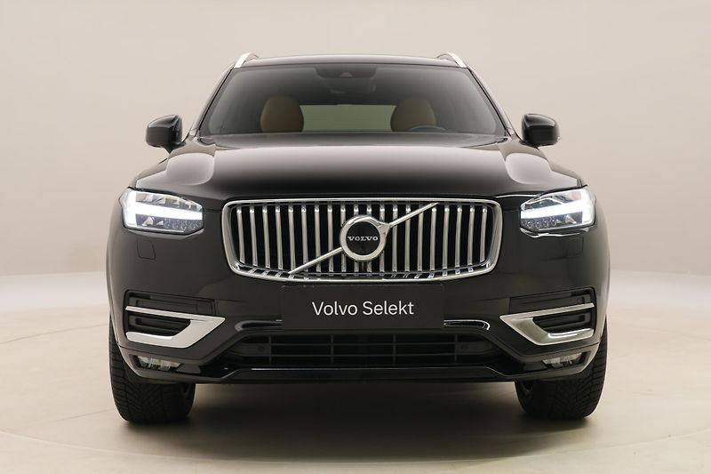 Volvo XC90 B6 AWD INSCRIPTION AUT CZ 7m - fotka 16 z 51