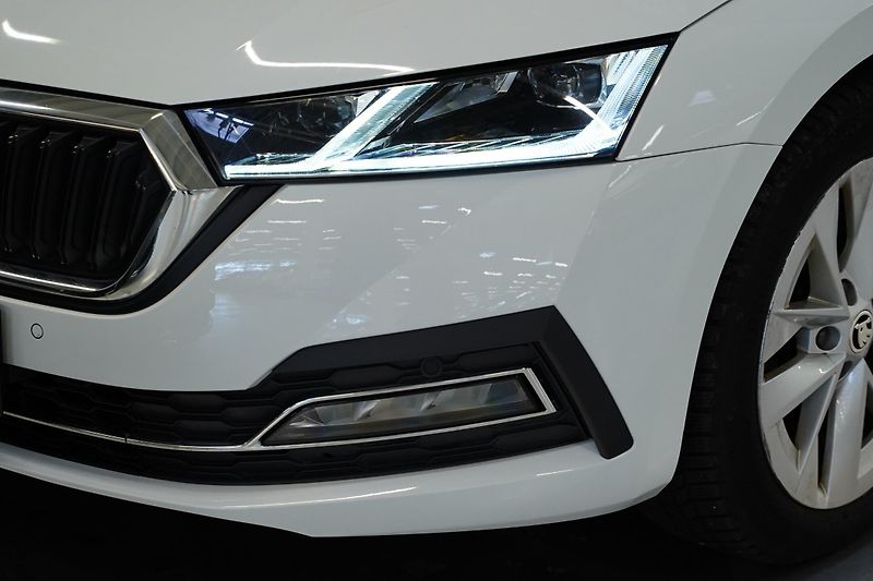 Škoda Octavia - fotka 9 z 26