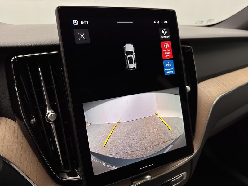 Volvo XC60 B5 AWD BRIGHT PLUS REZERVACE - fotka 48 z 49