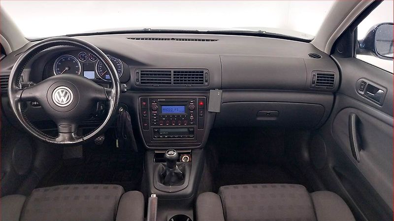 Volkswagen Passat (2004) 1.6, Serv.kniha, po STK, Tažné - fotka 7 z 18