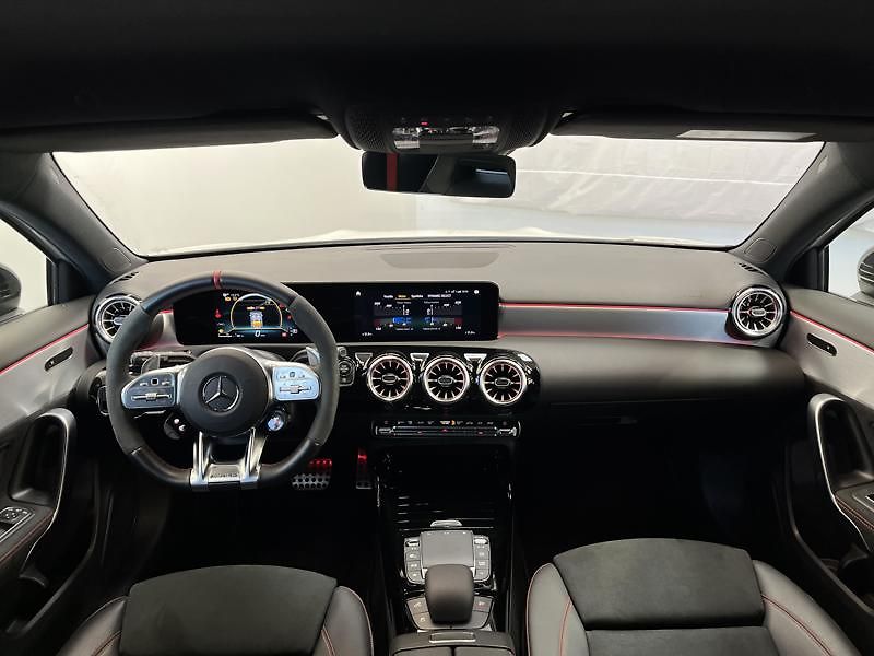 Mercedes-Benz Třídy A Třídy Mercedes-AMG A 45 S 4MAT - fotka 14 z 22