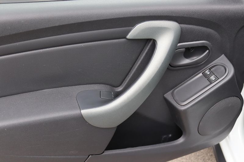 Dacia Duster 1.5dCi 1. MAJITEL JAKO NOVÉ - fotka 19 z 49