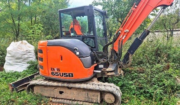 Hitachi (2017) minibagr 6.3t 3x lopata+kladiv - fotka 3 z 11