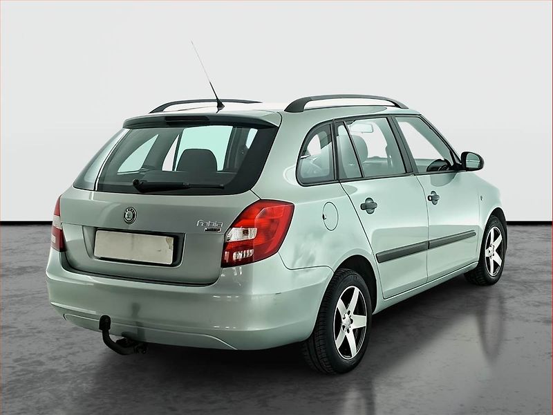Škoda Fabia (2010) 1.2 12V, nová STK, Tažné - fotka 5 z 18