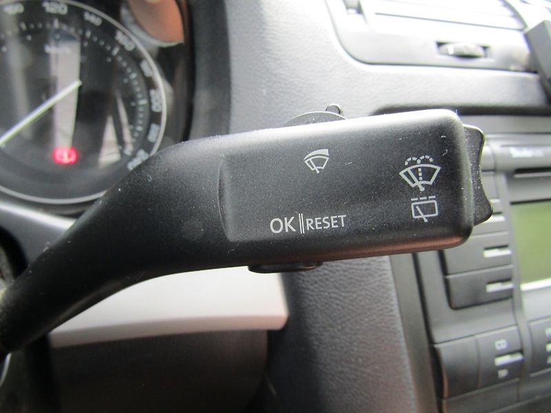 Škoda Octavia (2005) 1.9 TDI 77kW BEZ DPF - fotka 33 z 39