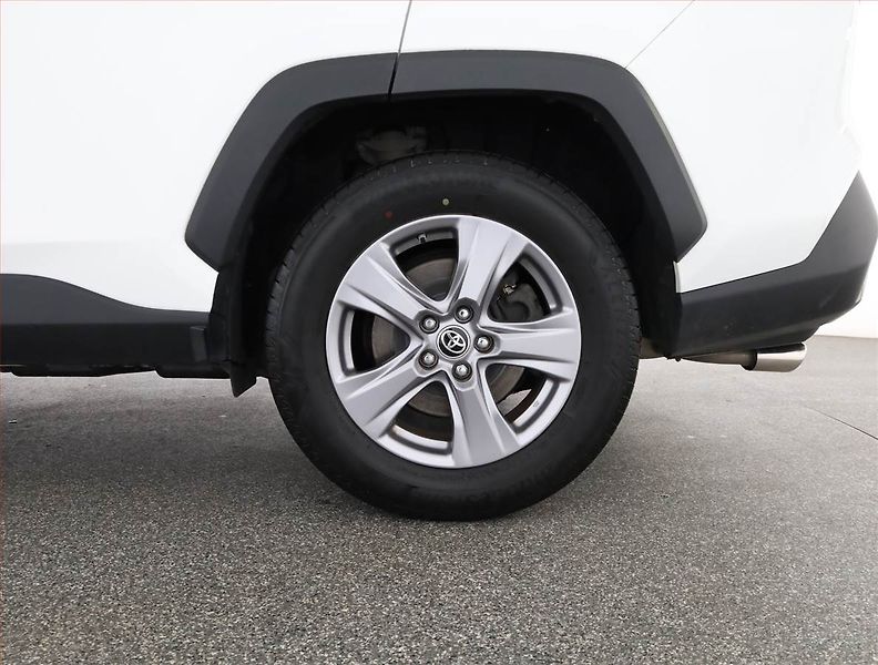 Toyota RAV4 (2022) 2.5 Hybrid - fotka 19 z 19