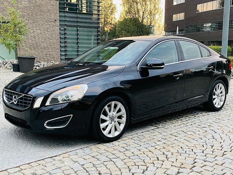 Volvo S60 2.0D 120KW 5VÁLEC VÝHŘEV SENZO - fotka 4 z 44