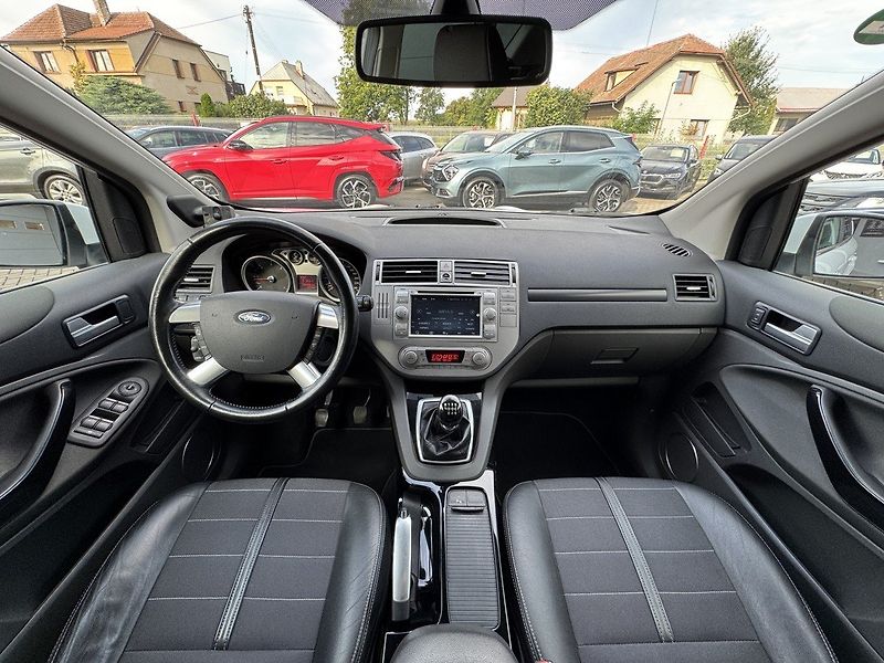 Ford Kuga (2011) 2.0TDCi AWD Titanium Navi - fotka 6 z 49