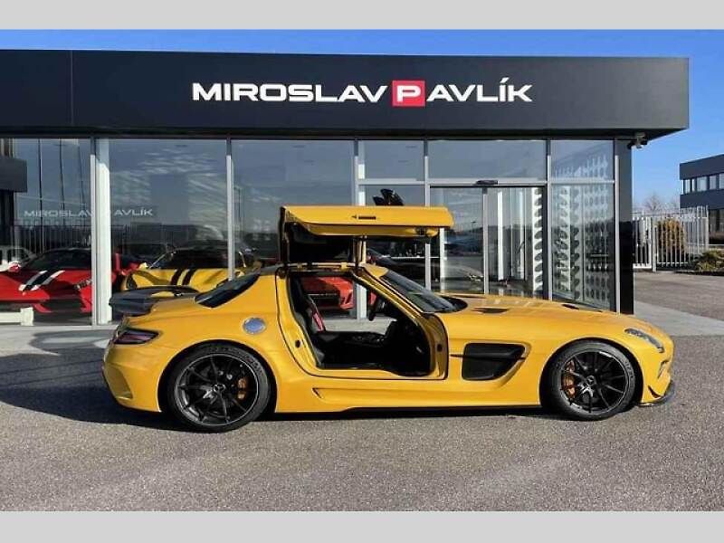Mercedes-Benz SLS AMG Black Series.