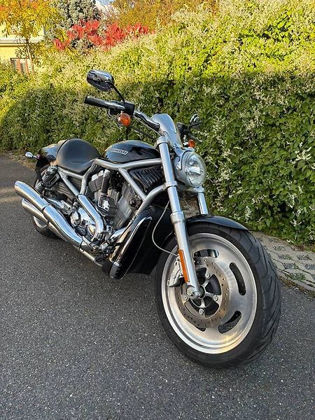 Harley-Davidson VRSCAW V-Rod (2007) - fotka 12 z 14