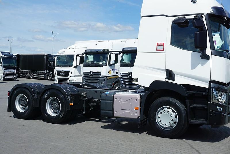 Renault (2018) C 520 / EURO 6 / ACC / 6 X 4 / - fotka 31 z 49