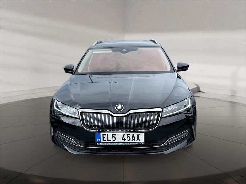 Škoda Superb 1,4 PHEV 160 L&K AT - fotka 2 z 11