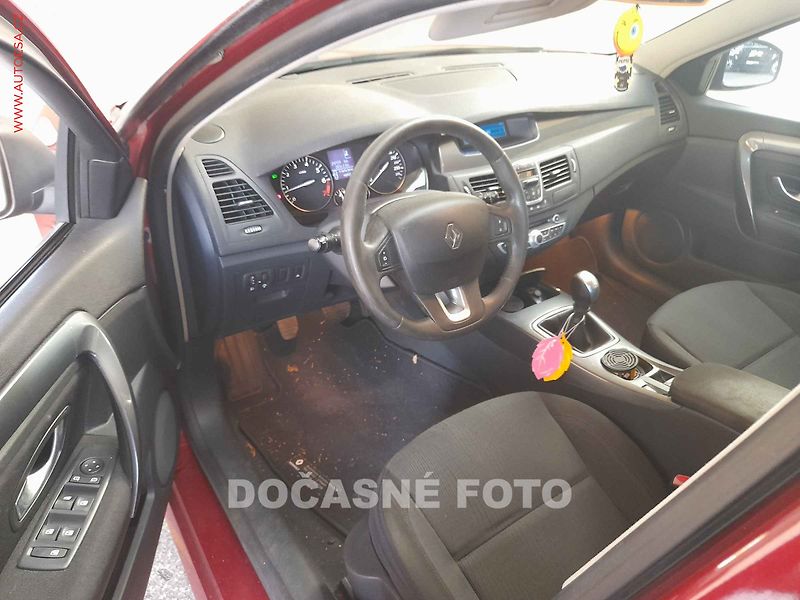 Renault Laguna (2010) 1.6 i, 1.maj, autoAC, temp - fotka 3 z 3